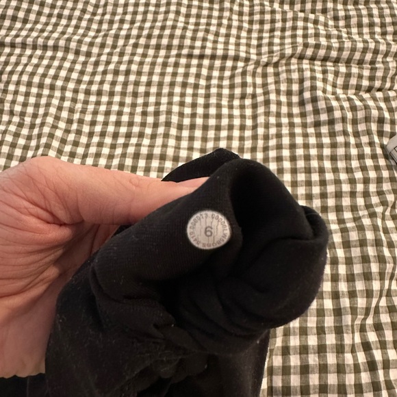 Lululemon Black high rise align leggings - Picture 4 of 5